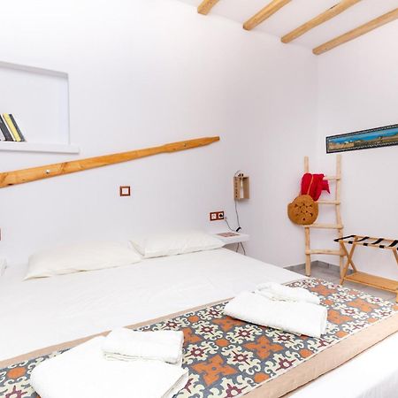 Ailouros Summer Hotel Schoinoussa Dış mekan fotoğraf